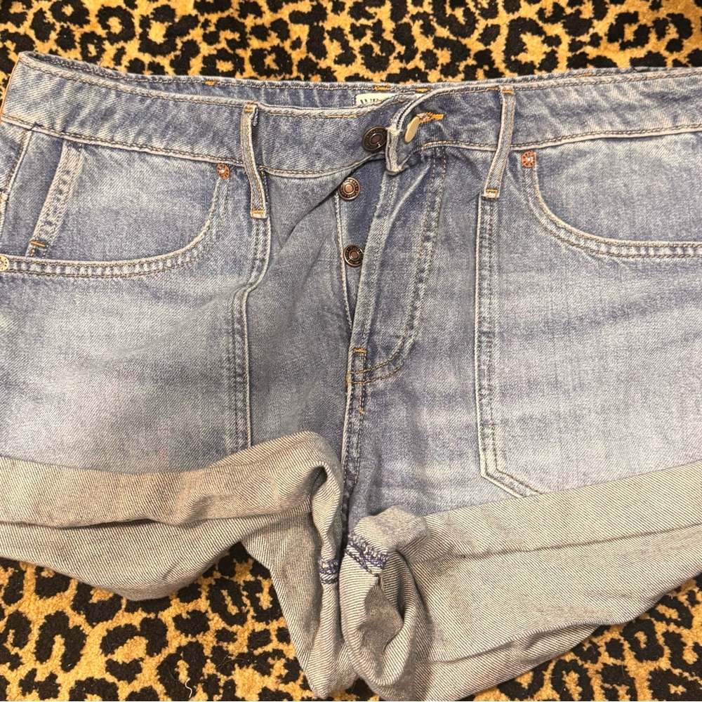 *New* We The Free Sz31 Blue Jean Shorts ButtonFly